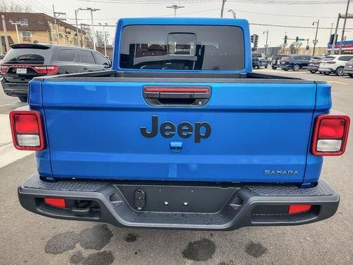 2026 Jeep Gladiator Sport