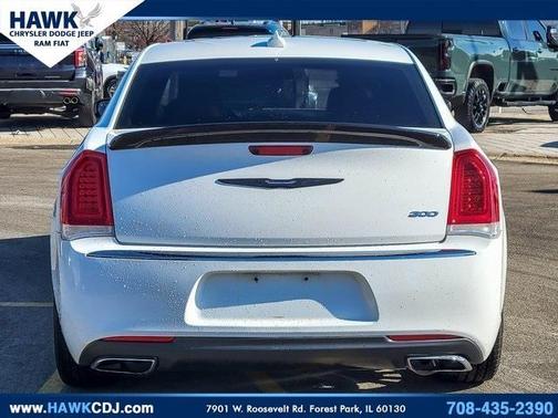 2018 Chrysler 300 Limited
