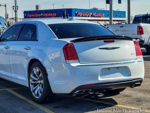 2018 Chrysler 300 Limited