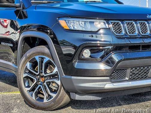 Diamond Black 2023 Jeep Compass Limited