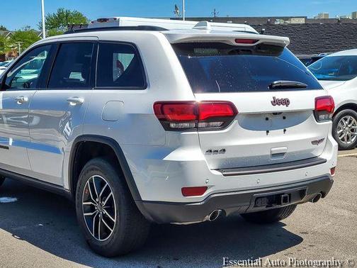Bright White Clearcoat 2021 Jeep Grand Cherokee Trailhawk