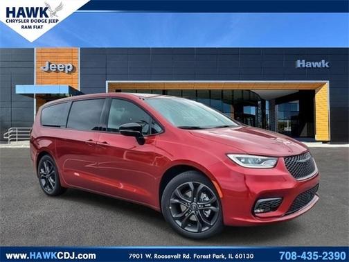 2026 Chrysler Pacifica Select
