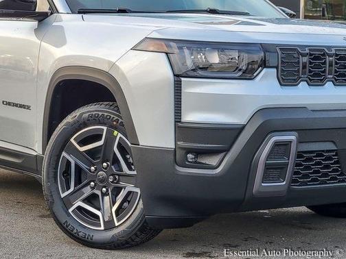 2026 Jeep Cherokee LAREDO/LIMITED