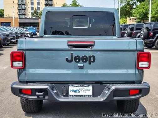 2025 Jeep Gladiator Sport