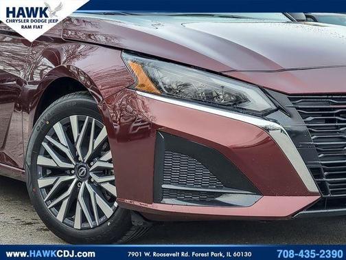 2025 Nissan Altima SV