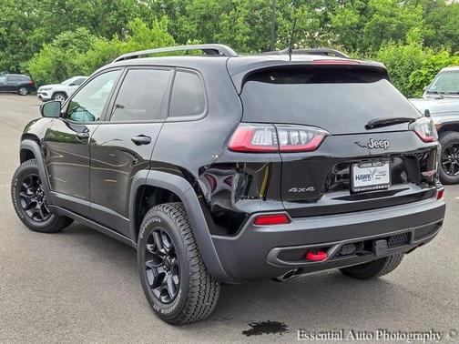 2022 Jeep Cherokee Trailhawk