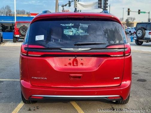 2026 Chrysler Pacifica Pinnacle