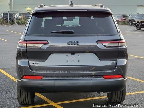2025 Jeep Grand Cherokee L Laredo