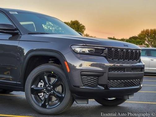 2025 Jeep Grand Cherokee L Laredo