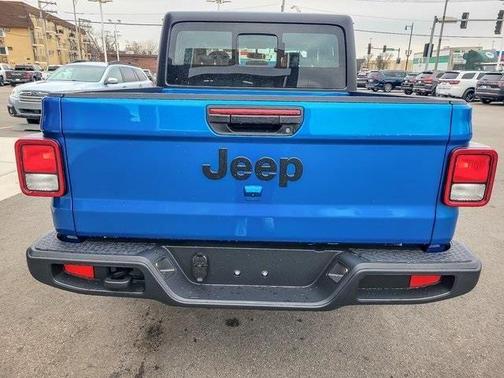 2026 Jeep Gladiator Sport