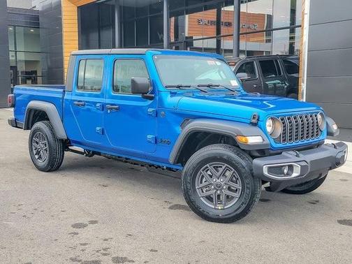 2026 Jeep Gladiator Sport
