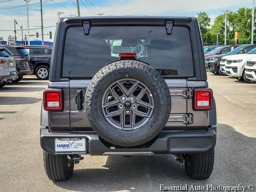 Granite Crystal Clearcoat Metallic 2026 Jeep Wrangler Sport