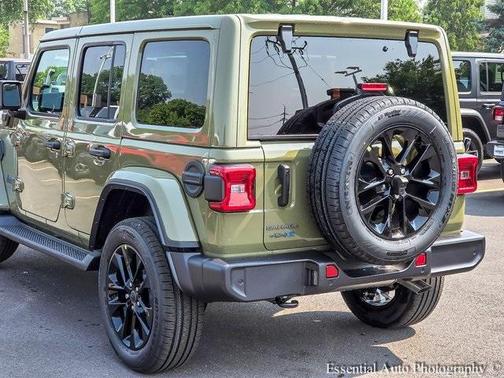 2025 Jeep Wrangler 4xe Sahara
