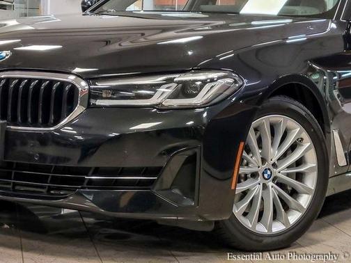 2021 BMW 530 i xDrive