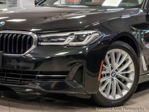 2021 BMW 530 i xDrive