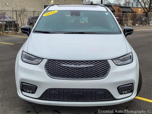 2024 Chrysler Pacifica Hybrid Select