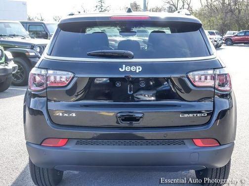 Diamond Black 2026 Jeep Compass Limited