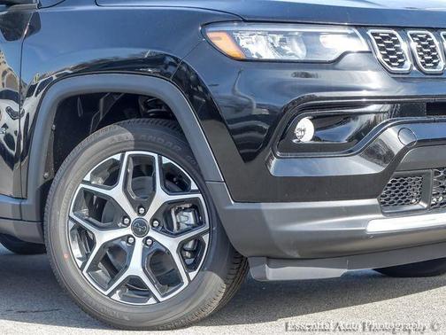 Diamond Black 2026 Jeep Compass Limited