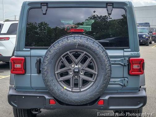 Anvil Clearcoat 2026 Jeep Wrangler Sport
