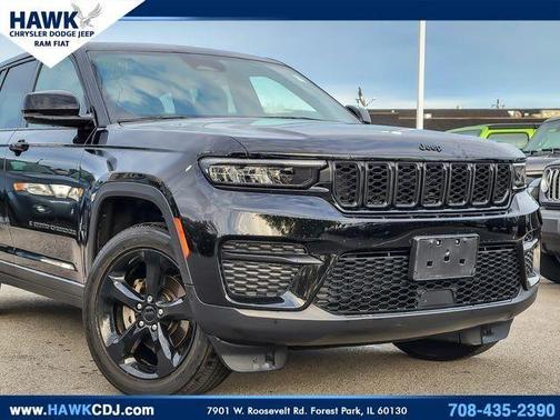 Diamond Black 2023 Jeep Grand Cherokee Altitude