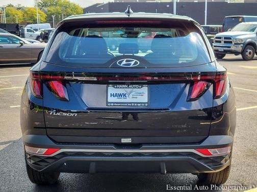 2024 Hyundai TUCSON SE