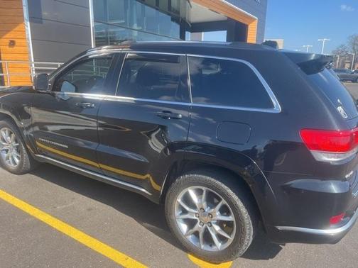 2016 Jeep Grand Cherokee Summit
