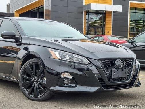 2022 Nissan Altima 2.5 SR