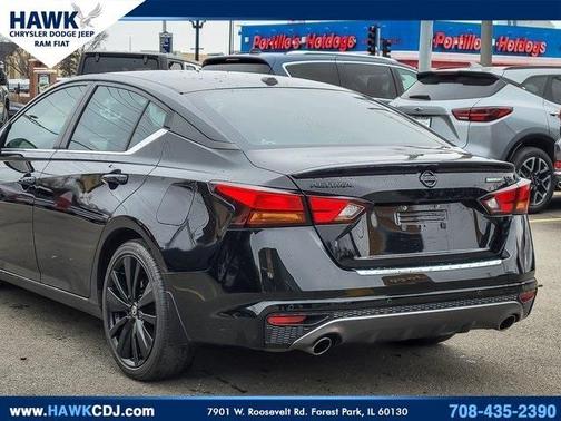 2022 Nissan Altima 2.5 SR