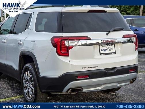 2023 GMC Acadia SLT