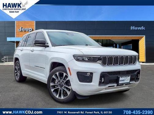 Bright White Clearcoat 2022 Jeep Grand Cherokee Overland