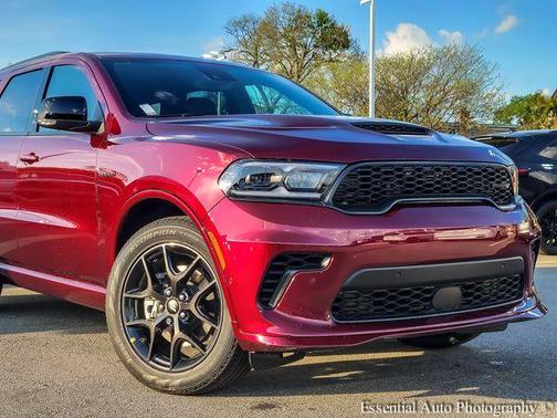 Octane Red Pearlcoat 2026 Dodge Durango GT Plus HEMI V8