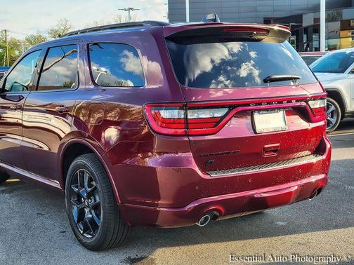 Octane Red Pearlcoat 2026 Dodge Durango GT Plus HEMI V8