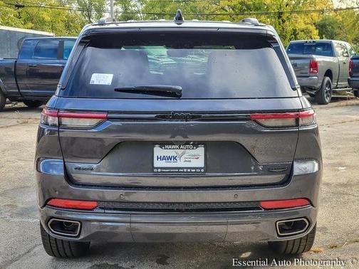 2025 Jeep Grand Cherokee Summit