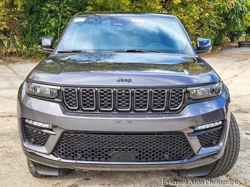 2025 Jeep Grand Cherokee Summit