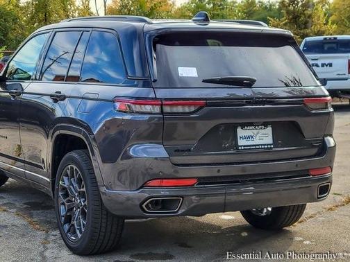 2025 Jeep Grand Cherokee Summit