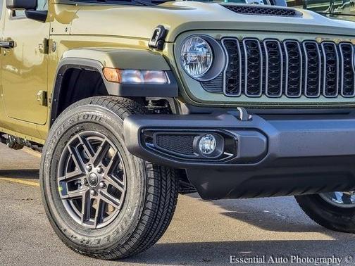 2026 Jeep Gladiator Sport