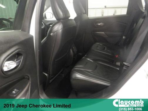 White 2019 Jeep Cherokee Limited