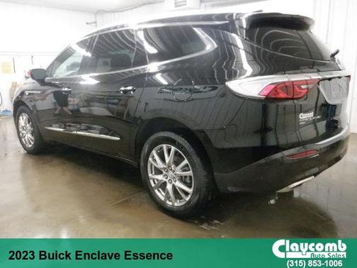 2023 Buick Enclave Essence AWD