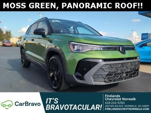 2025 Volkswagen Taos 1.5T SE Black