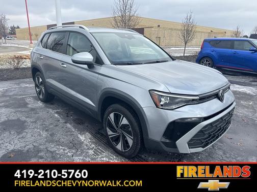 2025 Volkswagen Taos 1.5T SE