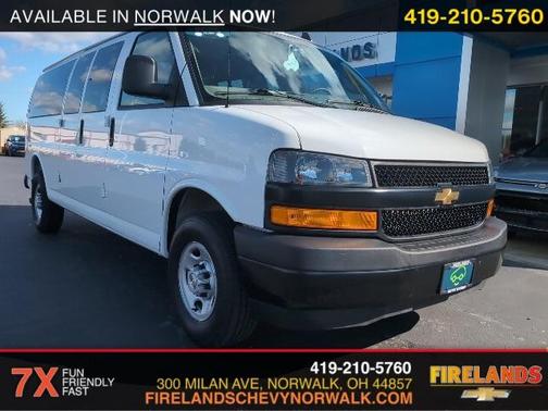 2025 Chevrolet Express 3500 LS