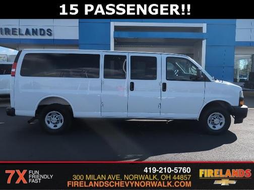 2025 Chevrolet Express 3500 LS