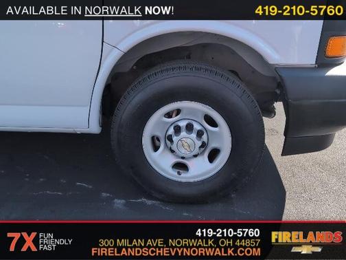 2025 Chevrolet Express 3500 LS