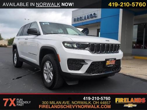 2023 Jeep Grand Cherokee Laredo