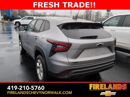2025 Chevrolet Trax LS