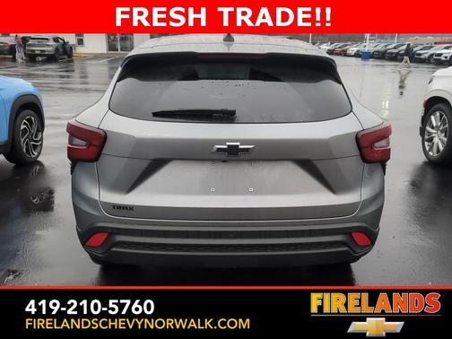 2025 Chevrolet Trax LS