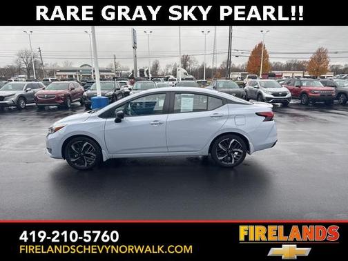 2025 Nissan Versa 1.6 SR