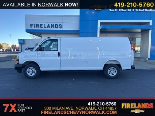 2025 Chevrolet Express 2500 Work Van