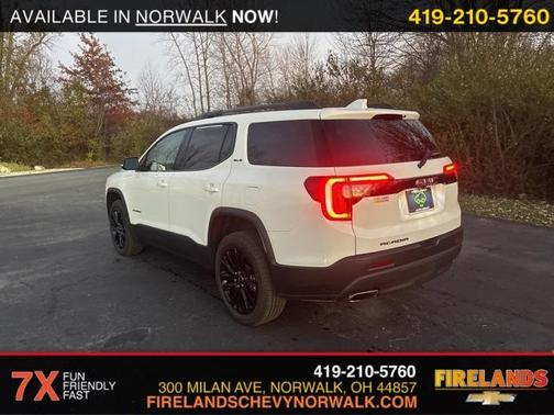 2023 GMC Acadia SLE