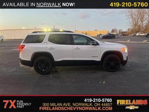 2023 GMC Acadia SLE